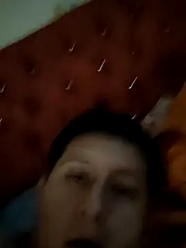 Snapshot of Thiago593 chatting on March 5, 2025, 5:29 am Thiago593 online show from March 5, 2025, 5:29 am