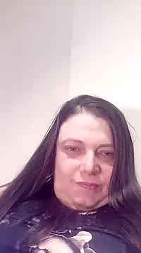 Snapshot of HotHornyEmmaX chatting on January 24, 2025, 5:53 pm HotHornyEmmaX online show from January 24, 2025, 5:53 pm