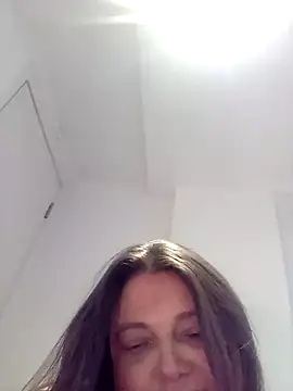 Snapshot of HotHornyEmmaX chatting on February 1, 2025, 3:50 pm HotHornyEmmaX online show from February 1, 2025, 3:50 pm