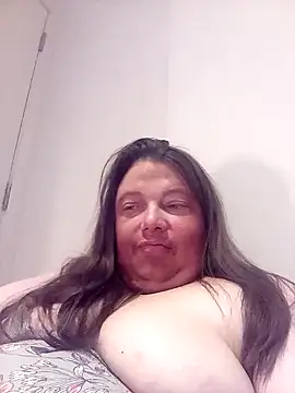 Snapshot of HotHornyEmmaX chatting on February 2, 2025, 10:17 pm HotHornyEmmaX online show from February 2, 2025, 10:17 pm