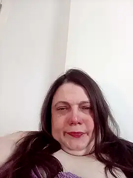 Snapshot of HotHornyEmmaX chatting on February 21, 2025, 12:28 pm HotHornyEmmaX online show from February 21, 2025, 12:28 pm