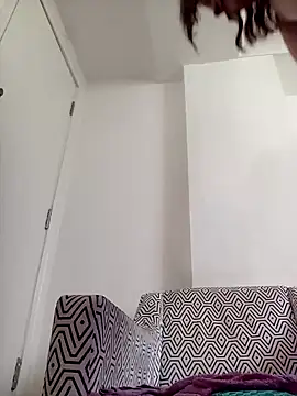 Snapshot of HotHornyEmmaX chatting on March 1, 2025, 4:11 pm HotHornyEmmaX online show from March 1, 2025, 4:11 pm