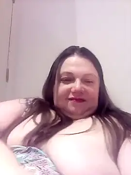 Snapshot of HotHornyEmmaX chatting on March 6, 2025, 10:26 pm HotHornyEmmaX online show from March 6, 2025, 10:26 pm