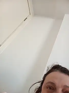 Snapshot of HotHornyEmmaX chatting on March 19, 2026, 9:57 am HotHornyEmmaX online show from March 19, 2026, 9:57 am