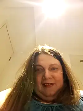 Snapshot of HotHornyEmmaX chatting on March 19, 2026, 10:14 pm HotHornyEmmaX online show from March 19, 2026, 10:14 pm