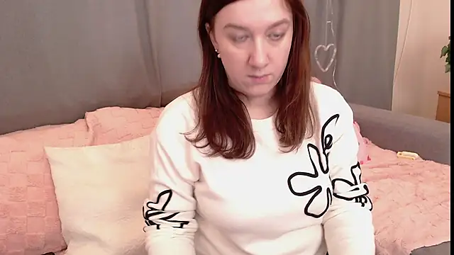 Snapshot of MarthaSimons chatting on February 5, 2026, 6:07 am MarthaSimons online show from February 5, 2026, 6:07 am