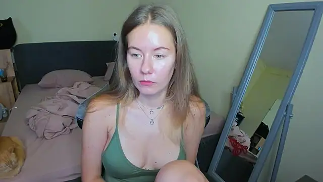 EmilyPaw online show from September 16, 2025, 11:11 am