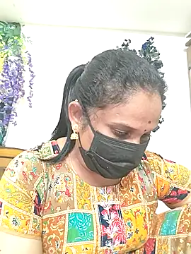 Tamil Aathira online show from November 24, 2025, 6:40 pm