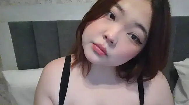 elysiann3 online show from March 19, 2025, 12:12 pm