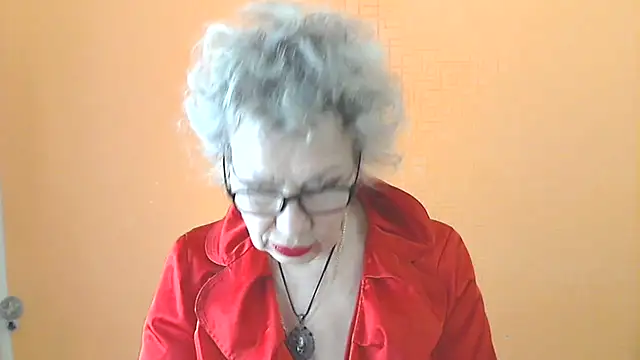 Snapshot of NessyJenixs chatting on April 23, 2026, 6:25 am NessyJenixs online show from April 23, 2026, 6:25 am