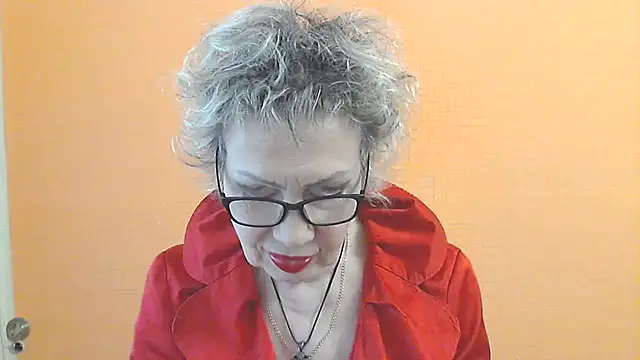Snapshot of NessyJenixs chatting on May 8, 2026, 1:38 pm NessyJenixs online show from May 8, 2026, 1:38 pm
