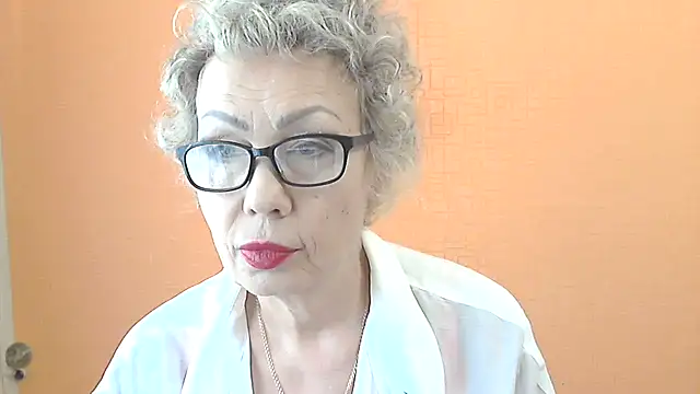 NessyJenixs online show from July 11, 2026, 7:11 am