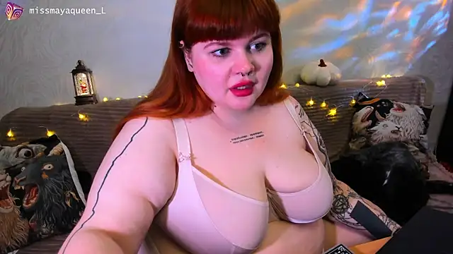 missmayaqueen online show from November 24, 2025, 10:59 am