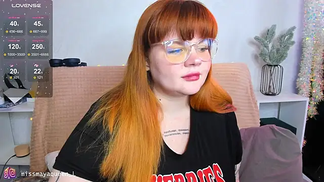 Snapshot of missmayaqueen chatting on February 9, 2026, 8:29 am missmayaqueen online show from February 9, 2026, 8:29 am