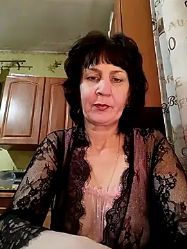 Laura Kiss online show from January 11, 2026, 4:12 pm