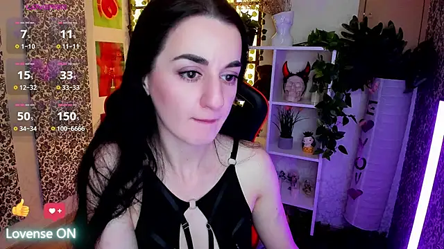Snapshot of JessicaAlfo chatting on May 2, 2026, 2:27 am JessicaAlfo online show from May 2, 2026, 2:27 am