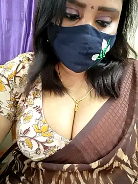 Queenflowerr online show from March 30, 2026, 8:15 am