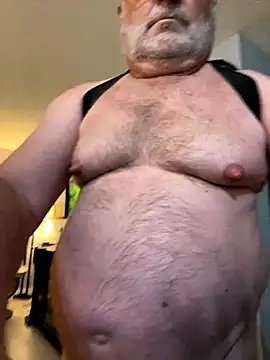 Dilf4son online show from September 19, 2025, 6:26 am