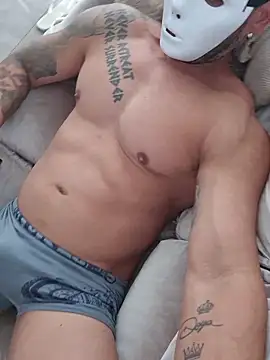 Snapshot of badbrown chatting on November 10, 2025, 10:47 am badbrown online show from November 10, 2025, 10:47 am