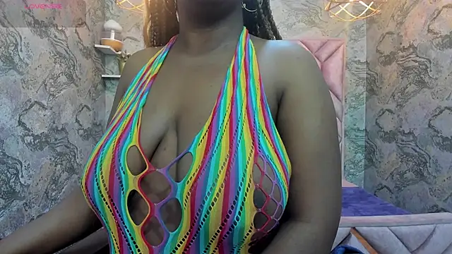 nefertiti ebony online show from October 1, 2025, 8:42 am