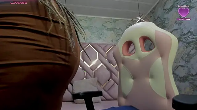 nefertiti ebony online show from November 25, 2025, 4:34 am