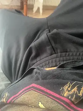 Snapshot of thor955555 chatting on October 19, 2025, 8:26 am thor955555 online show from October 19, 2025, 8:26 am