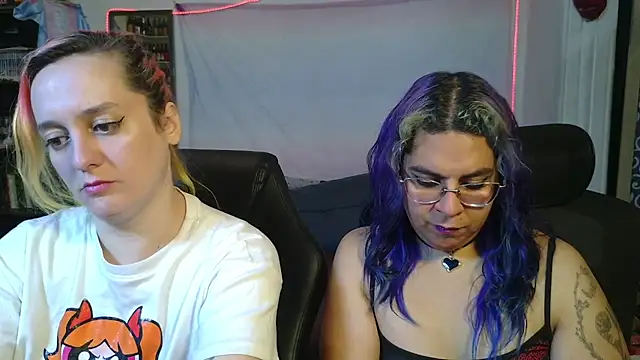 Evelan420 online show from February 26, 2026, 6:51 pm