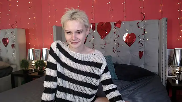 DemianEnglen online show from February 17, 2025, 8:58 pm