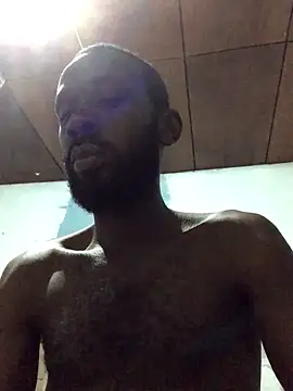 Snapshot of onewinnertee chatting on March 15, 2026, 2:06 am onewinnertee online show from March 15, 2026, 2:06 am