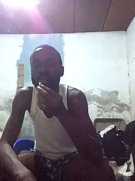 Snapshot of onewinnertee chatting on March 31, 2026, 1:07 am onewinnertee online show from March 31, 2026, 1:07 am