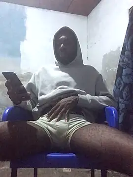 Snapshot of onewinnertee chatting on April 10, 2026, 12:27 am onewinnertee online show from April 10, 2026, 12:27 am