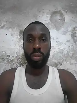 Snapshot of onewinnertee chatting on April 15, 2026, 12:06 am onewinnertee online show from April 15, 2026, 12:06 am