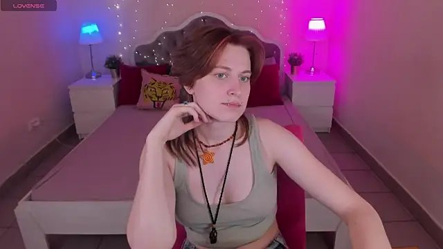 Snapshot of Jiffyyo chatting on February 9, 2025, 1:33 am Jiffyyo online show from February 9, 2025, 1:33 am