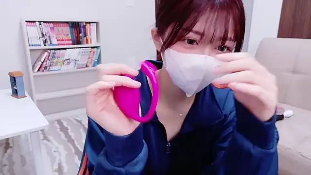 Snapshot of NA-KAREN-V8 chatting on December 15, 2025, 6:28 am NA-KAREN-V8 online show from December 15, 2025, 6:28 am