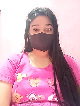 Snapshot of Simran-001 chatting on January 5, 2026, 5:27 pm Simran-001 online show from January 5, 2026, 5:27 pm
