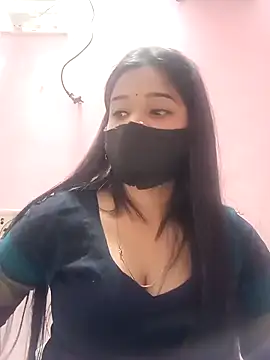 Snapshot of Simran-001 chatting on February 13, 2026, 12:12 pm Simran-001 online show from February 13, 2026, 12:12 pm