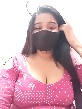 Snapshot of Simran-001 chatting on February 18, 2026, 12:23 pm Simran-001 online show from February 18, 2026, 12:23 pm