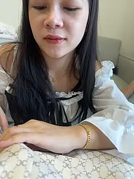 Snapshot of TOP_po chatting on December 5, 2025, 5:38 am TOP po online show from December 5, 2025, 5:38 am