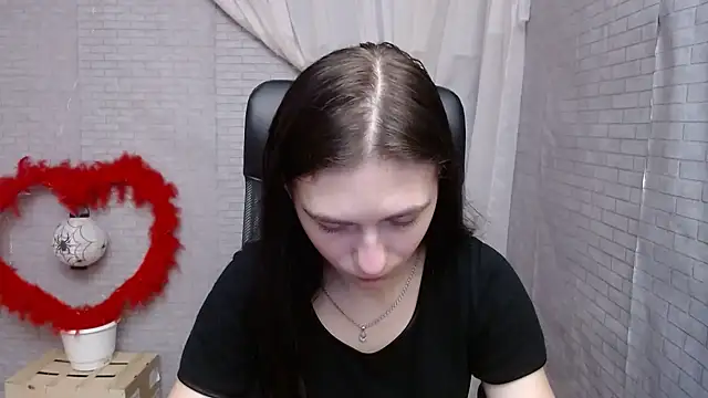 AmandaJi  online show from February 13, 2025, 7:13 am