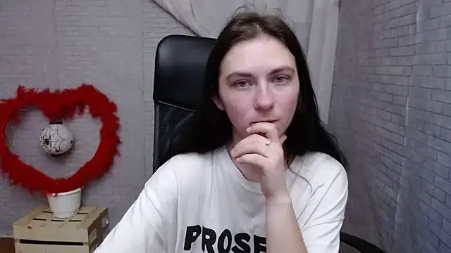 AmandaJi  online show from March 6, 2025, 10:41 am