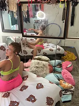 I am babydoll online show from November 17, 2025, 9:20 pm