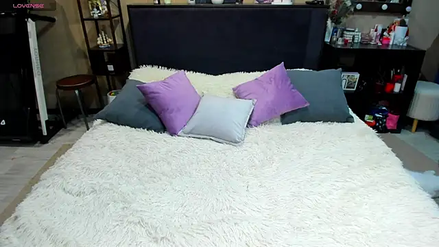 Elza Grey online show from October 5, 2025, 8:56 am