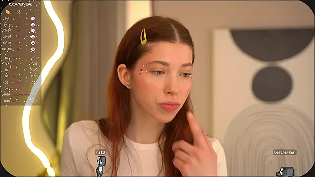 Snapshot of HappyVivy chatting on March 6, 2025, 10:41 am HappyVivy online show from March 6, 2025, 10:41 am