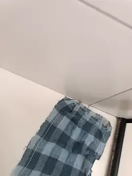 Trixboy201 online show from October 31, 2025, 10:05 am