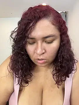 Snapshot of KarlaWild chatting on May 30, 2026, 6:16 pm KarlaWild online show from May 30, 2026, 6:16 pm