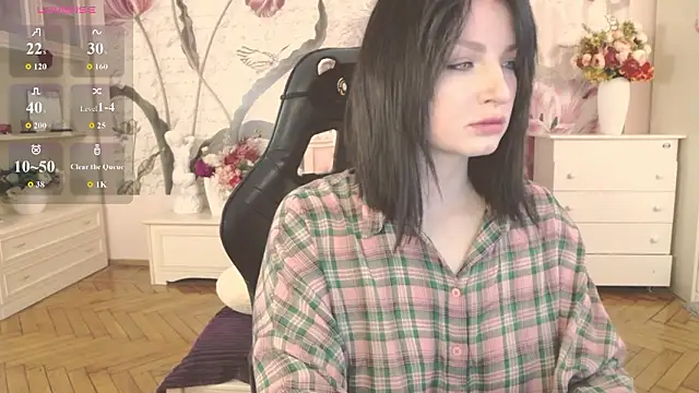 BritneyBarker online show from March 13, 2026, 4:08 am