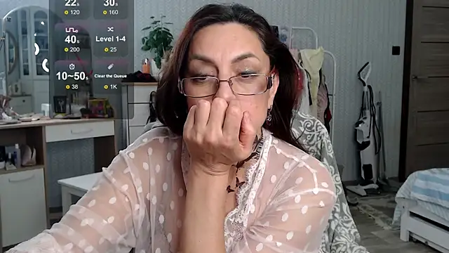 Snapshot of Soffya_Soy chatting on November 30, 2025, 11:42 pm Soffya Soy online show from November 30, 2025, 11:42 pm