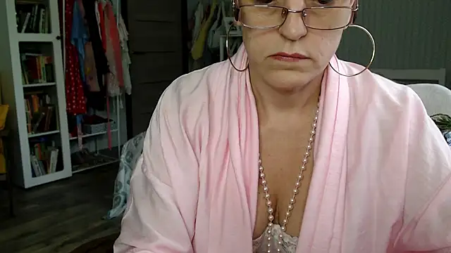 Soffya Soy online show from May 29, 2026, 6:44 am