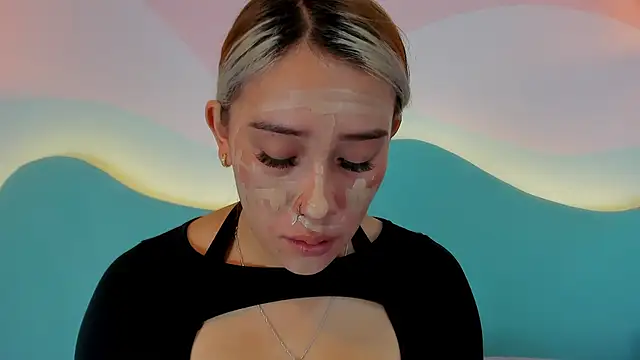 Lannajansen online show from February 19, 2026, 1:51 pm