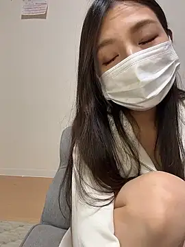 Snapshot of anchan69 chatting on February 8, 2026, 9:18 pm anchan69 online show from February 8, 2026, 9:18 pm